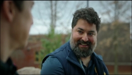 English Teacher - Season 01 Episode 01